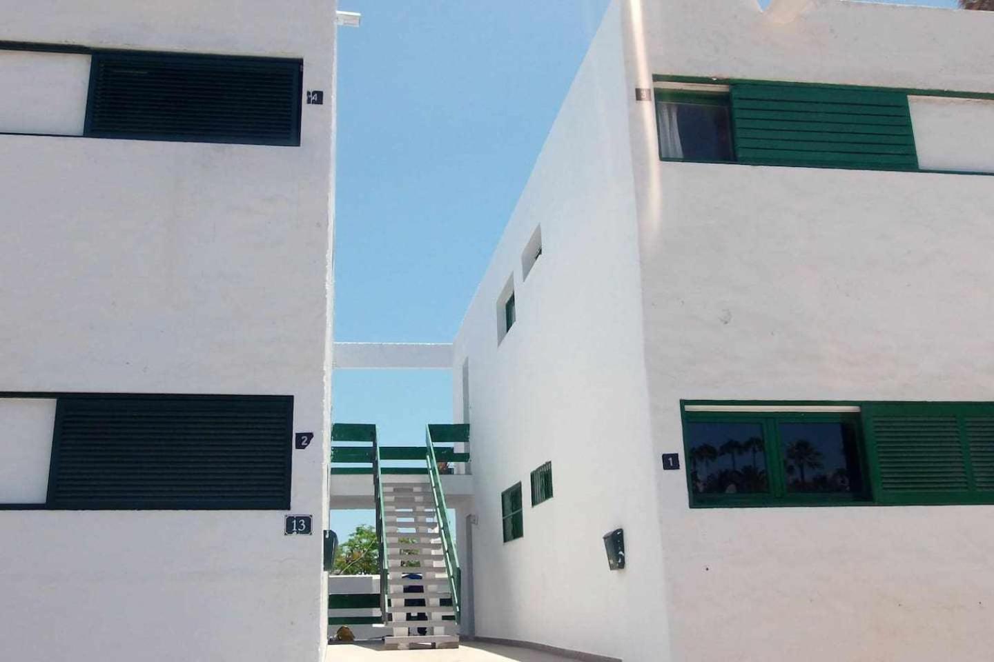 Tías Playa Chica Place מראה חיצוני תמונה